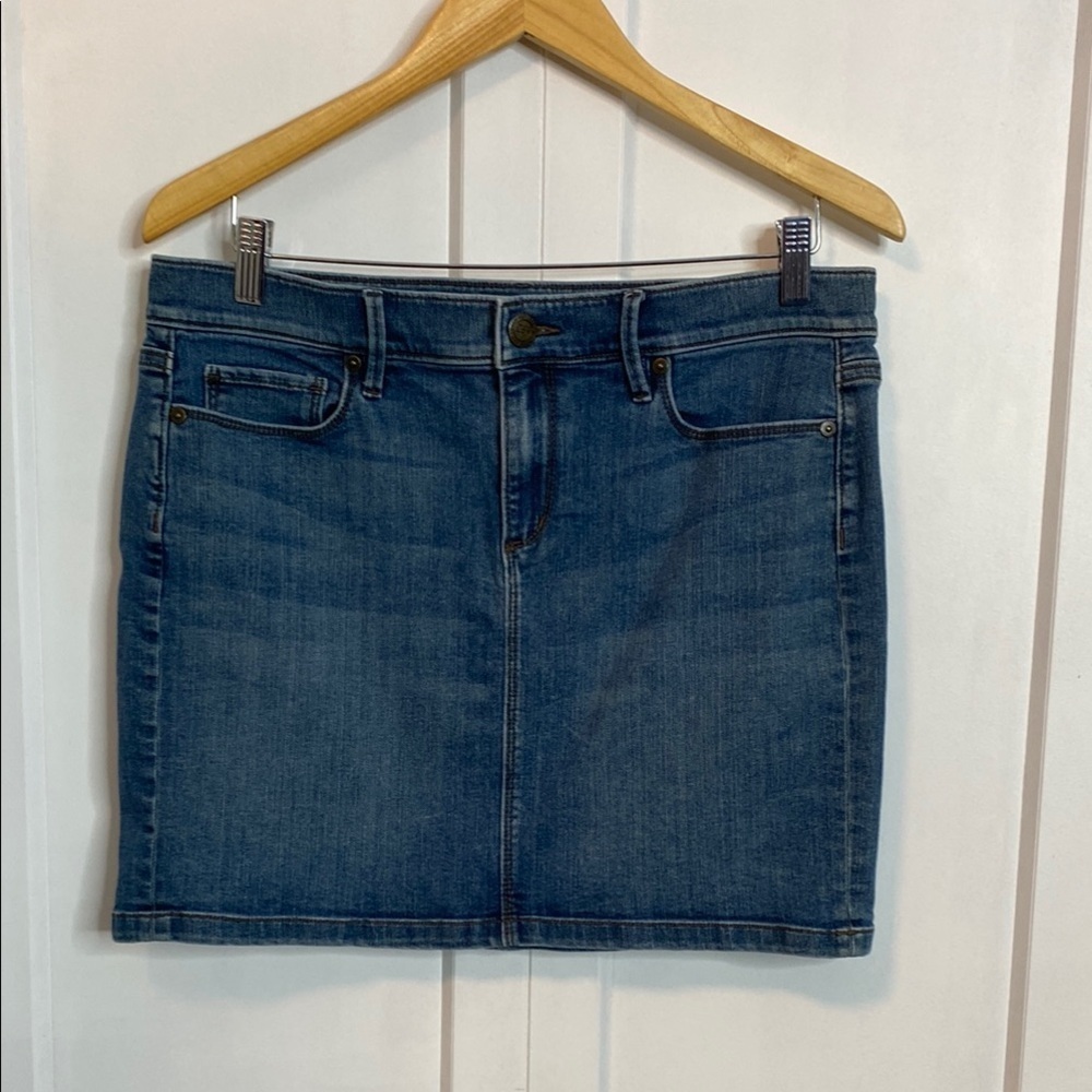 Loft | Denim Blue Jean skirt - 29/8